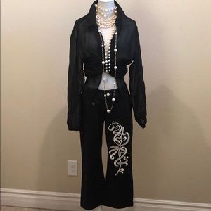 Trigelle Capri Appliqué Cargo Pants (4)